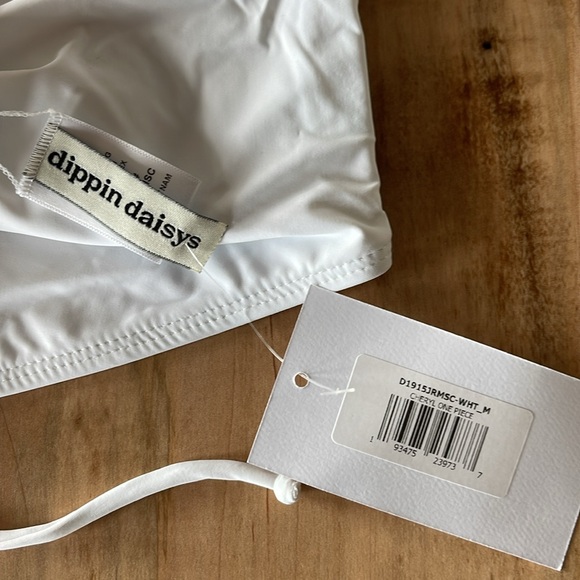 NWT Dippin’ Daisy’s Cheryl Low Cut V-Neck One Piece Bride Bachelorette Vacation - Picture 12 of 16